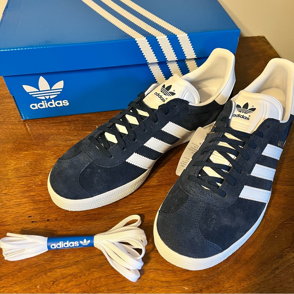 ADIDAS Collegiate Navy Gazelle Shoes - Picture 6 of 9